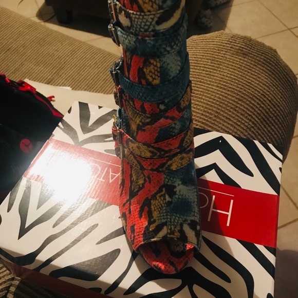 Colorful bright peek toe python print boot 😍 - Picture 3 of 3